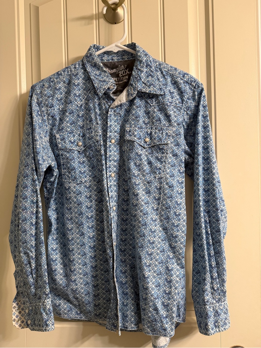 Wrangler Blue Geometric Print Pearl Snap Shirt